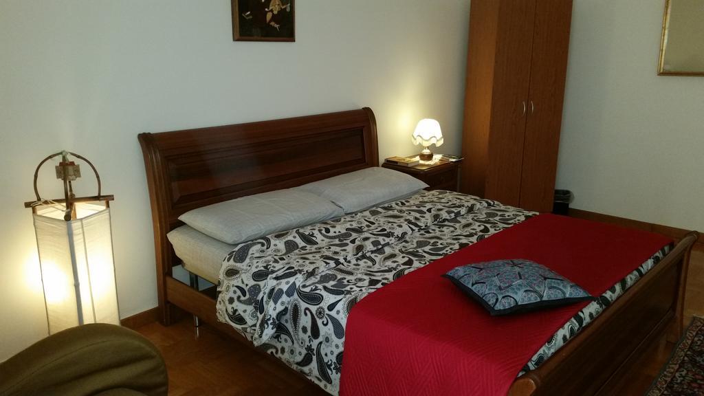 Lian Room B&B Казерта Номер фото