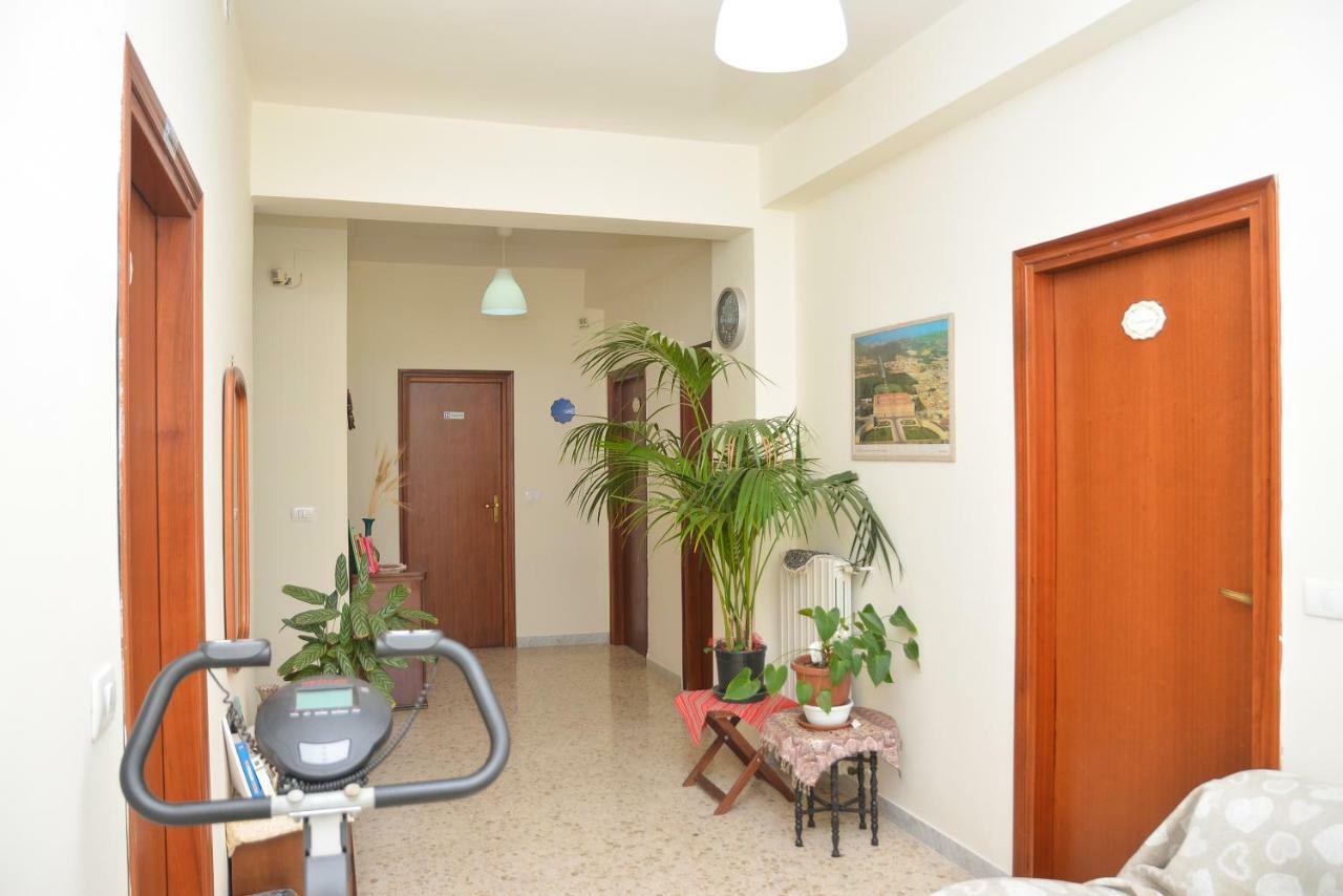 Lian Room B&B Казерта Экстерьер фото