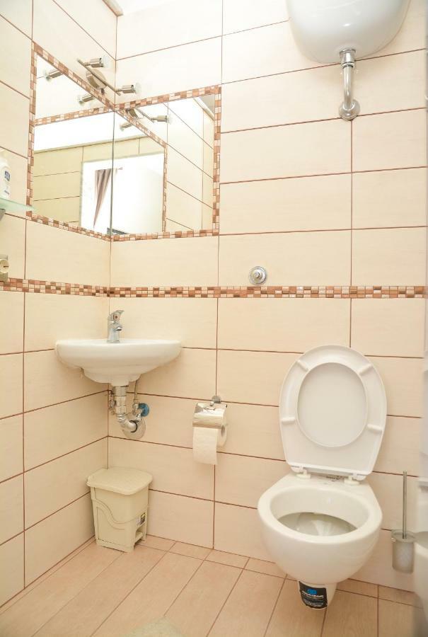 Lian Room B&B Казерта Экстерьер фото