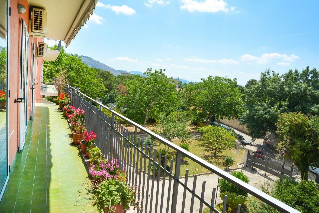 Lian Room B&B Казерта Экстерьер фото