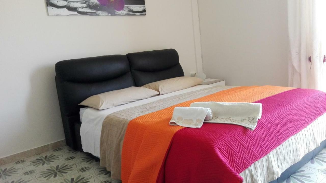 Lian Room B&B Казерта Экстерьер фото